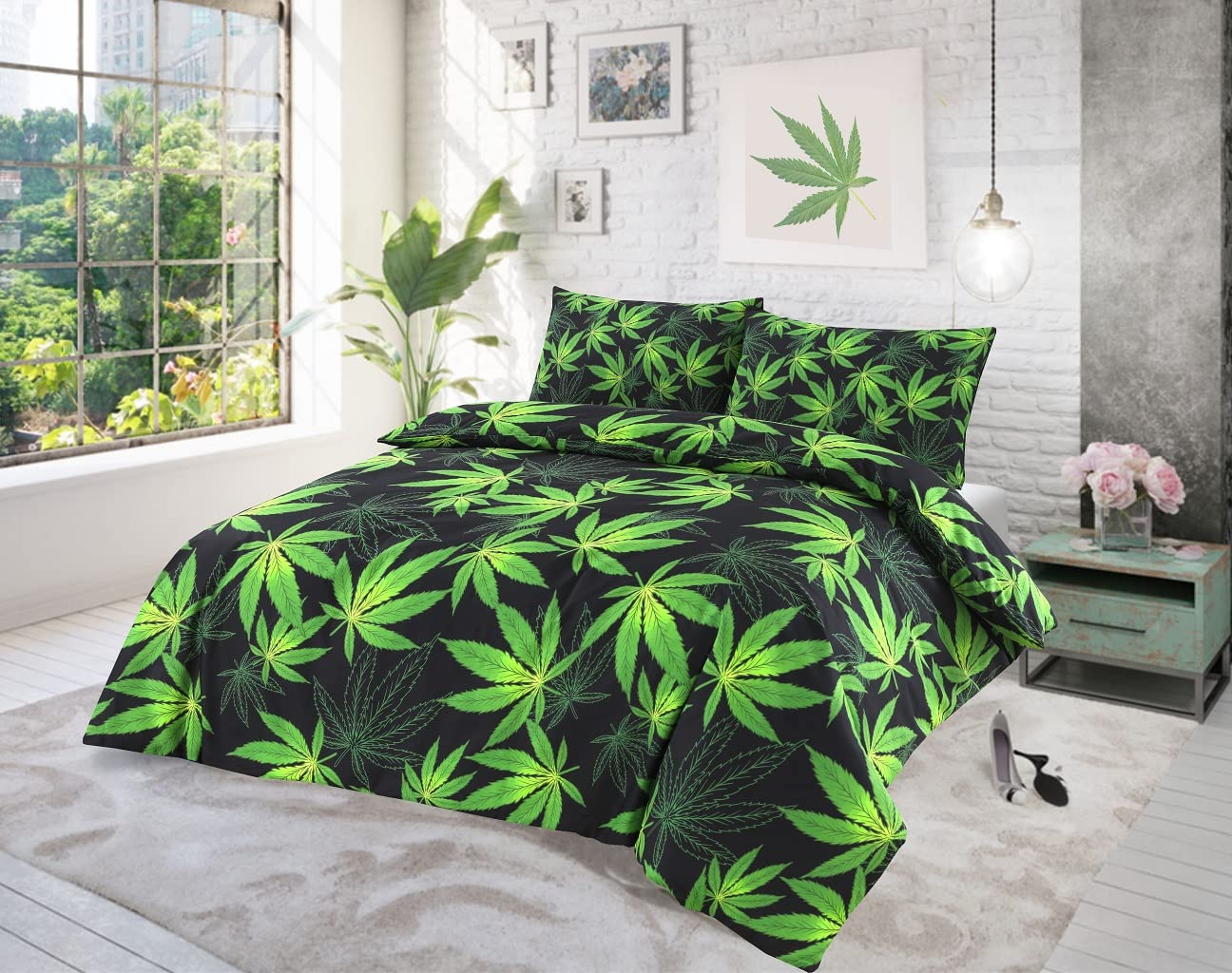 Dazzle Collection Luxurious Modern Style Cannabis Leaf Pattern Duvet Cover with Matching Pillowcase Cover Reversible Bedding Sets (Black, Double) ‎Dazzle Collection