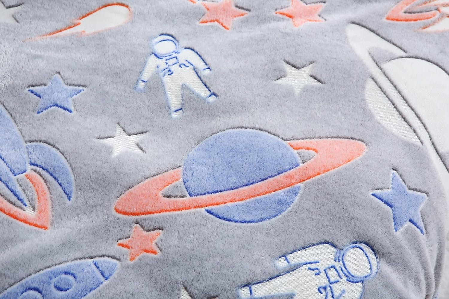Dazzle Collection Space IconsThrow Blanket Glow in The Dark Fleece Blanket All Seasons Christmas Holiday Birthday Gifts for Teen Kids Girls Boys ‎Dazzle Collection