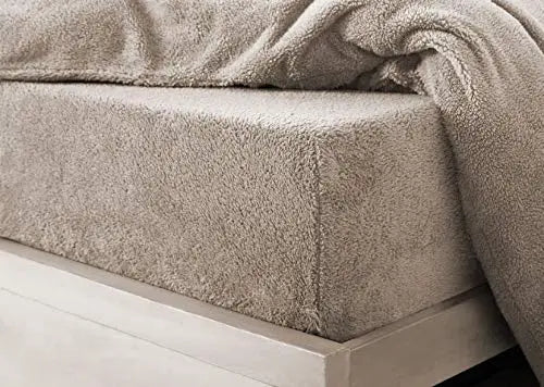 Teddy Fleece Fitted Sheet Extra Deep 30cm Deep Snugly Fit Around Your Mattress Soft & Cosy Warm Plush Fitted Bed Sheets Dazzle Collection uk