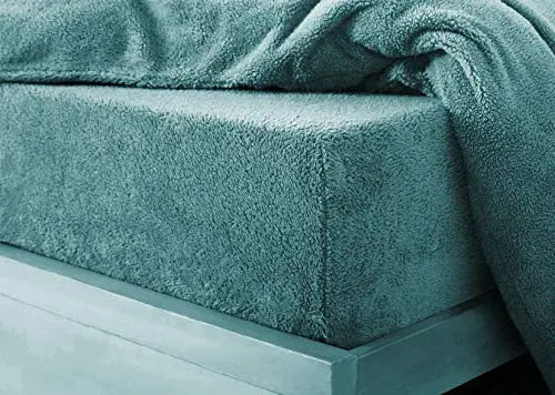 Teddy Fleece Fitted Sheet Extra Deep 30cm Deep Snugly Fit Around Your Mattress Soft & Cosy Warm Plush Fitted Bed Sheets Dazzle Collection uk